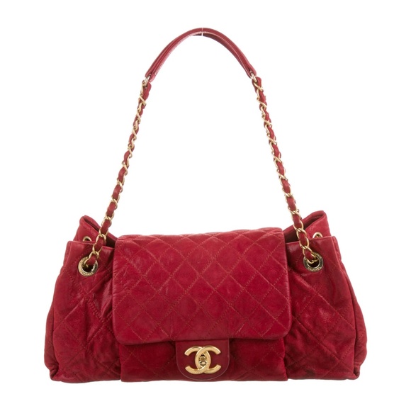 CHANEL RED LEATHER CHIC FLAP BAG SMALL (2011) - Picture 1 of 9